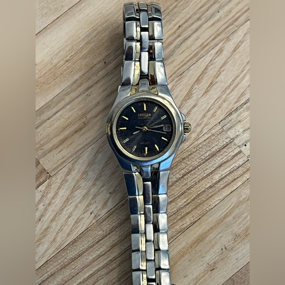 Citizen Eco-Drive Ladies Watch Two Tone Bracelet and Case Black Dial - Picture 3 of 11